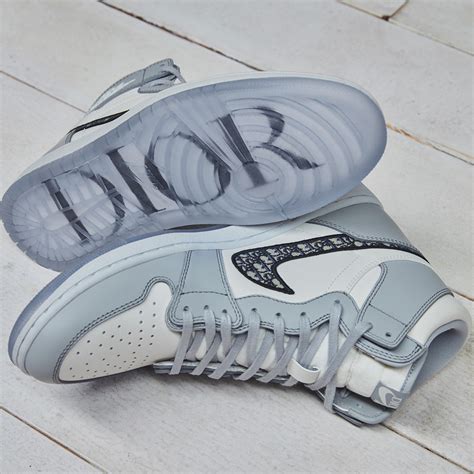 dior chaussure enfant|where to buy dior shoes.